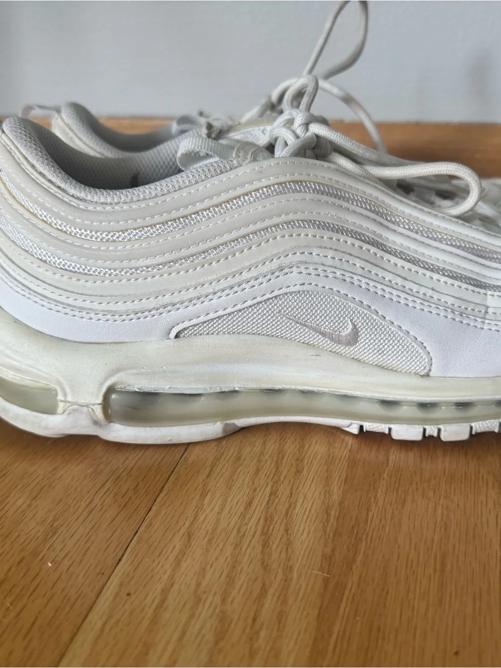 Nike Women's White/Cream Sneakers
